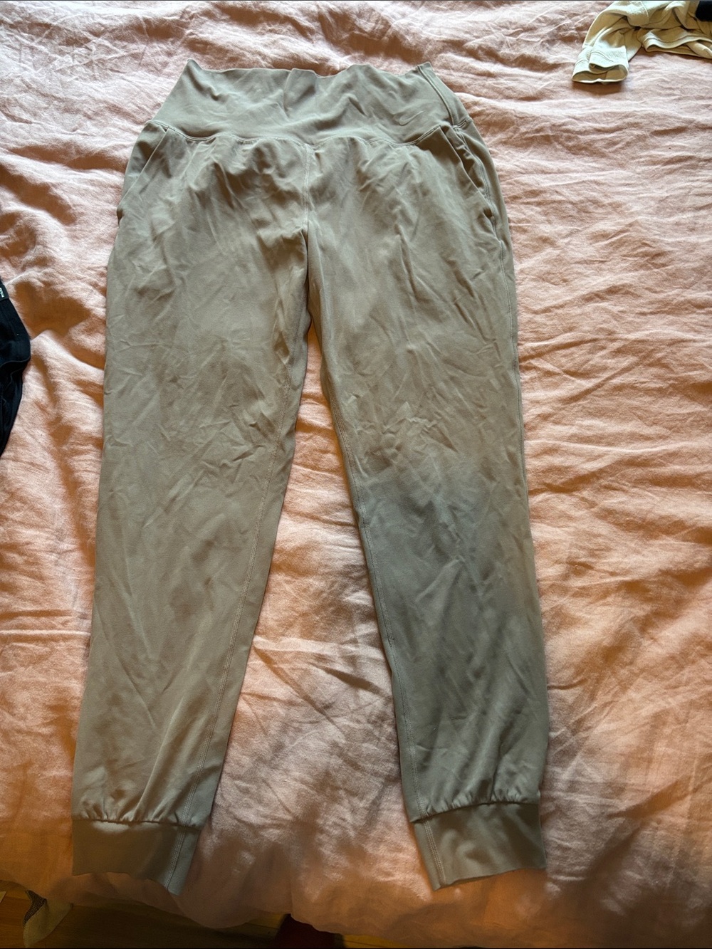 Nike Men's Olive Green Jogger Sweatpants
